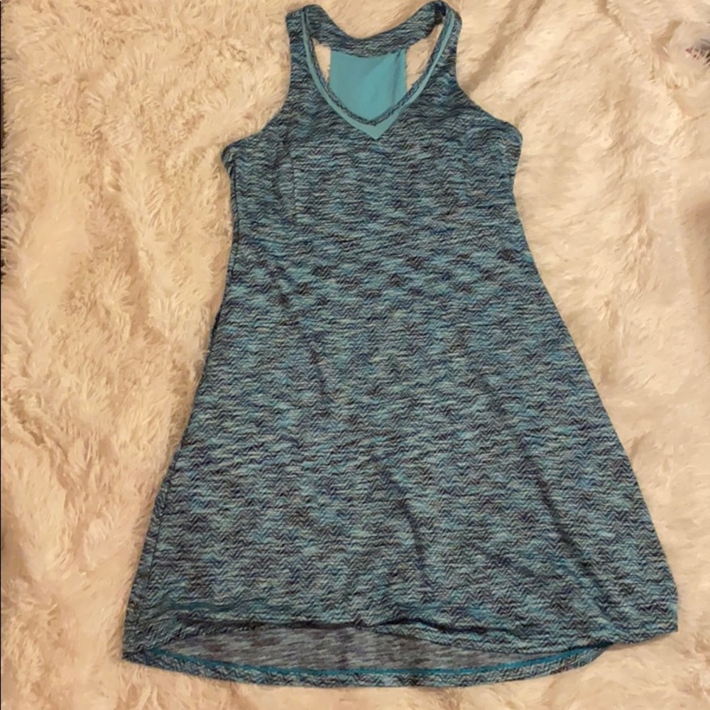 Padded bra tennis workout dress with pockets